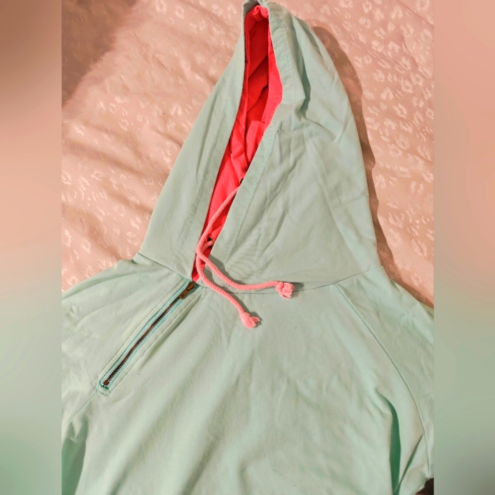 Double hooded sweatshirt. Light weight